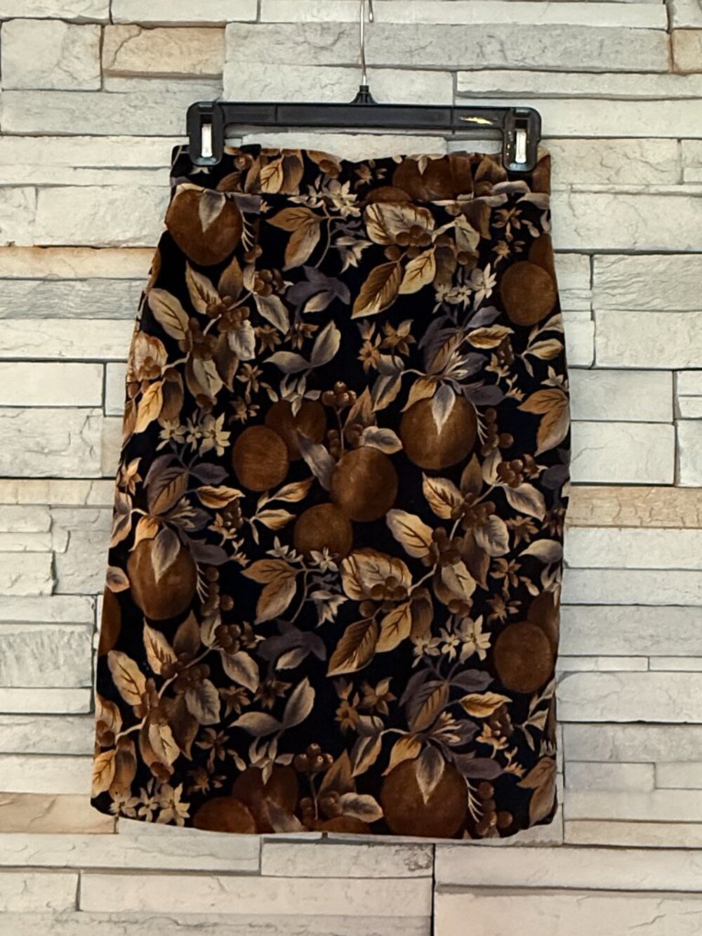 Vintage Floral Velvet Pencil Skirt XS Japan Print Above Knee